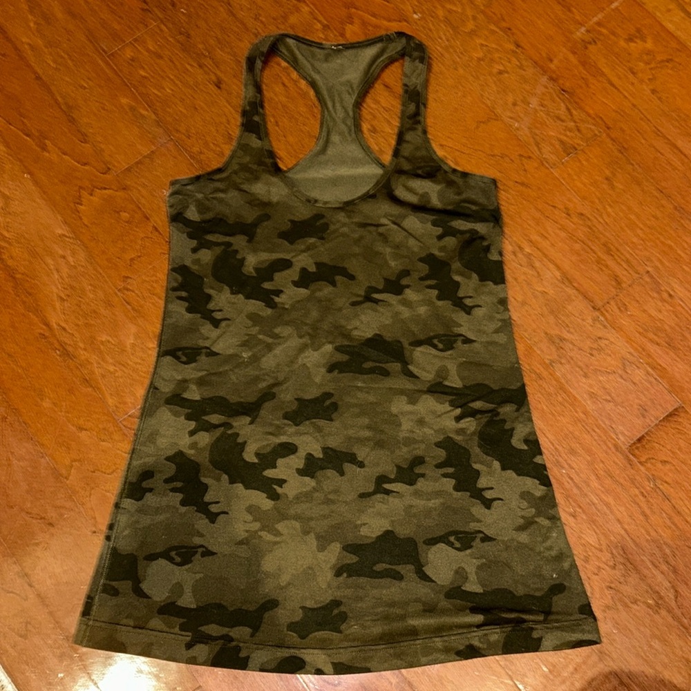 Camo lululemon racer back tank top